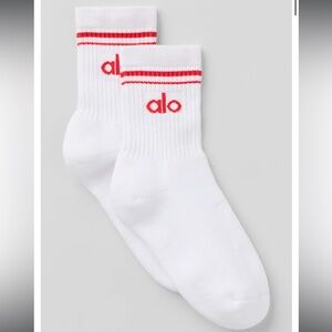 NWT Alo Unisex Half-Crew Throwback Sock in White/Bright Red